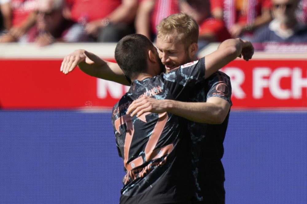 現代足球中 現代足球中